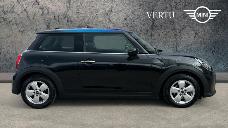 MINI Hatchback 1.5 Cooper Classic Premium 3dr Petrol Hatchback